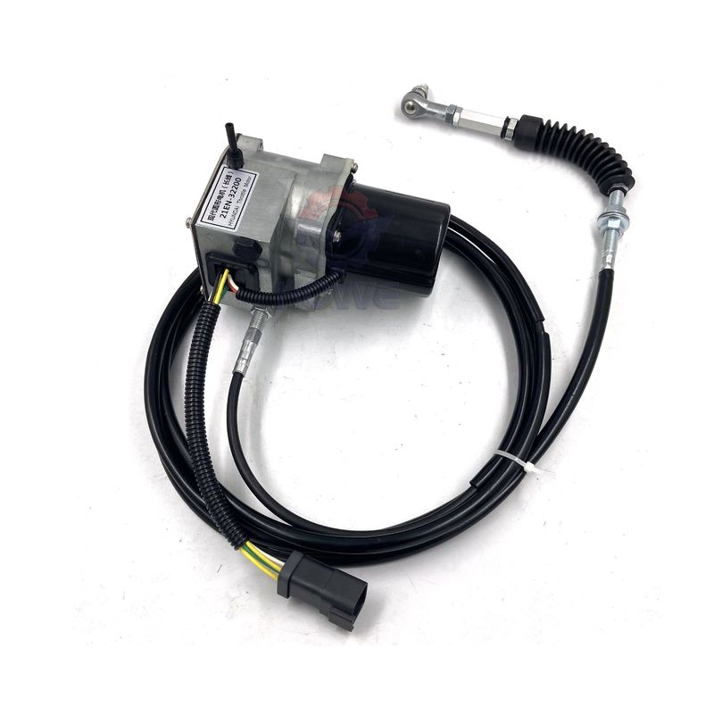 R130-5 R215-7 R220-5 R220-9 R335-7 Excavator Throttle Motor 21EN-32200 Electric Parts